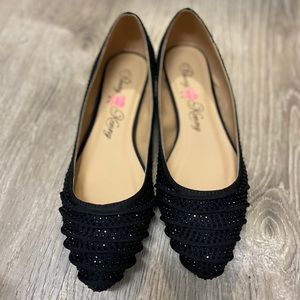 Never worn flats
